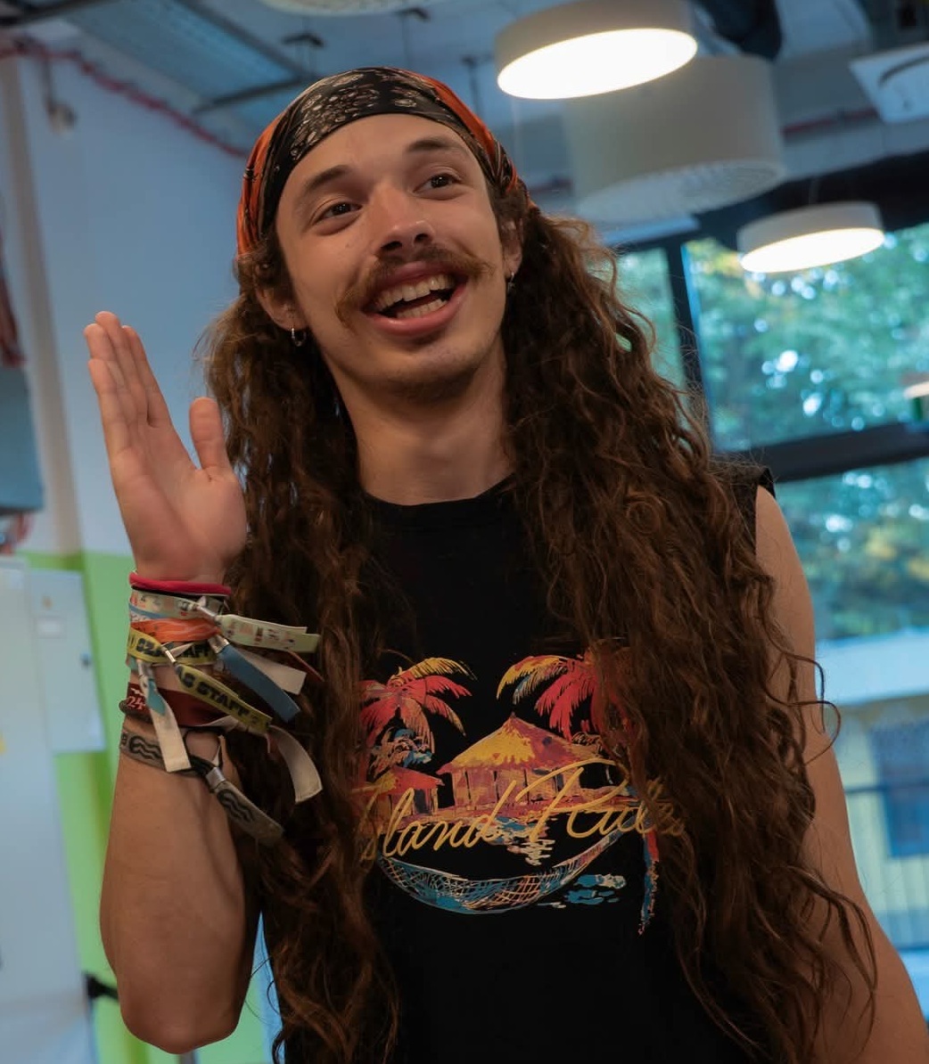 Dr.Kólin (Deák Ádám)